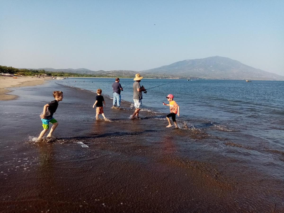 La Ceja Beach House El Tamarindo Екстериор снимка