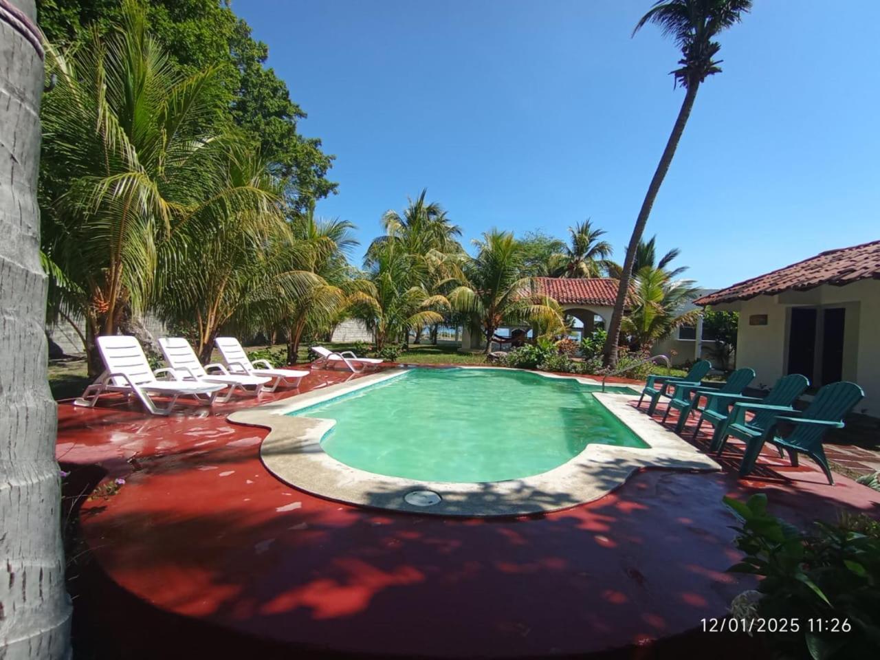La Ceja Beach House El Tamarindo Екстериор снимка